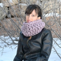 Prettiest Frosted Plum Beginner Crochet Cowl by Mama In A Stitch
