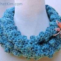 Wobbly Bobbly Cowl by CrochetKim