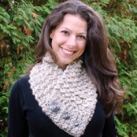 Quick and Comfy Scarf by Petals to Picots