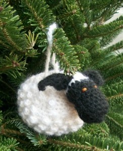 Chubby Sheep by Underground Crafter