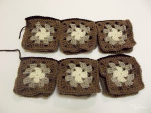 Granny Square Diaper and Wipes Organizer ~ Tutorial 1