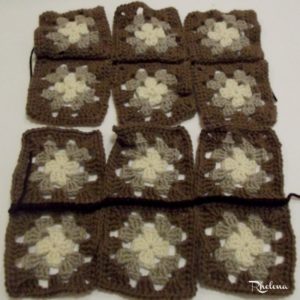 Granny Square Diaper and Wipes Organizer ~ Tutorial 3