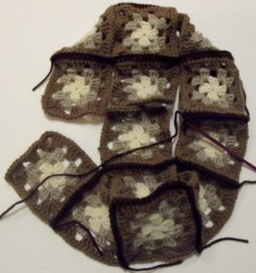 Granny Square Diaper and Wipes Organizer ~ Tutorial 8